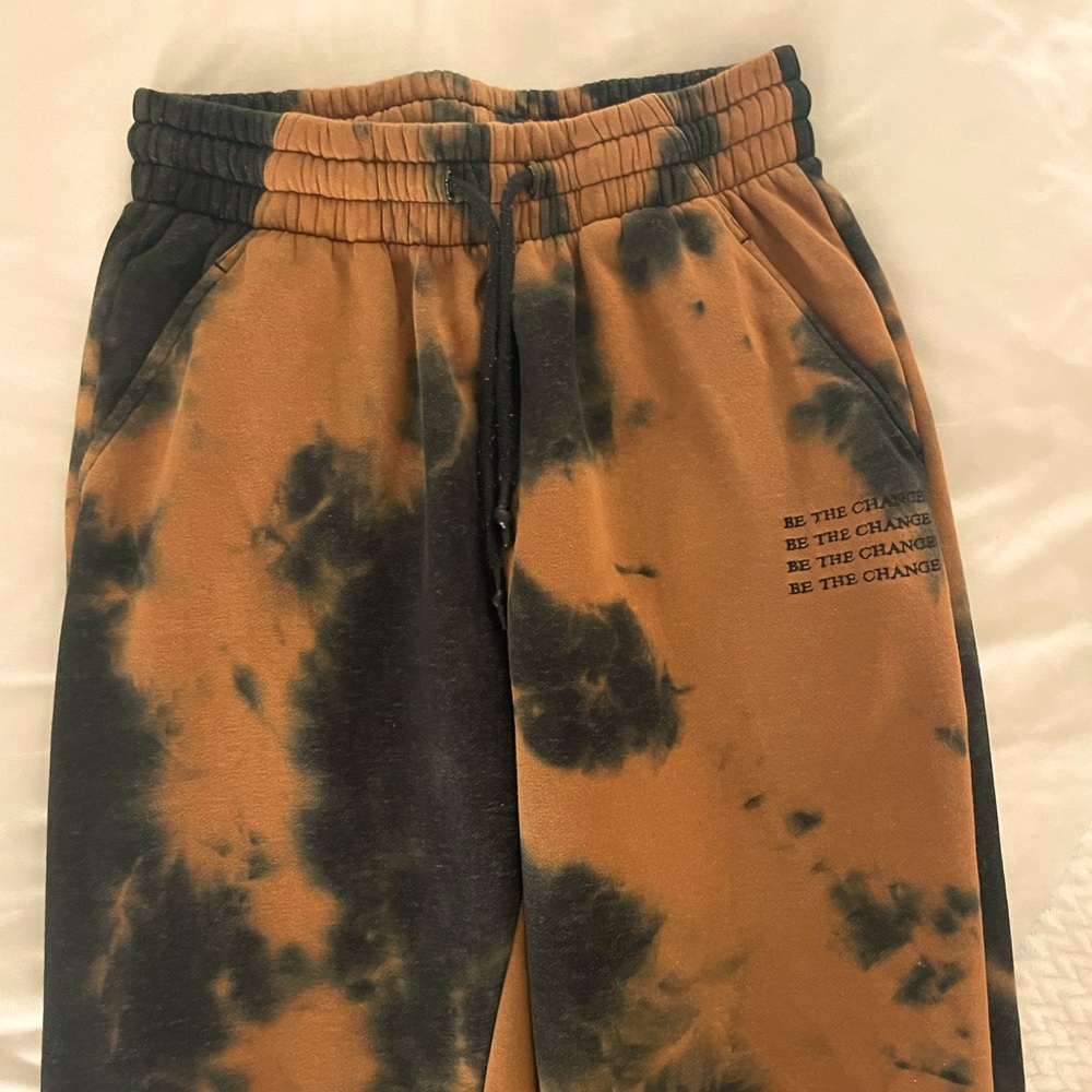 Balance Athletica (now Vitality) Dust Devil Affirmation Pant - Size Medium